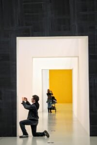 art, photographer, tourists, inner space, art gallery, museum, art, photographer, art gallery, art gallery, art gallery, art gallery, art gallery, museum, museum, museum, museum